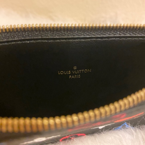 LOUIS VUITTON ♠️♥️ Game On ♥️♣️ Felicie Pochette - Picture 6 of 11